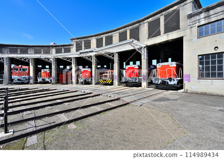 Tsuyama Learning Railway Museum "Roundhouse" and various vintage trains Tsuyama Learning Railway Museum "Roundhouse" and various vintage trains 114989434