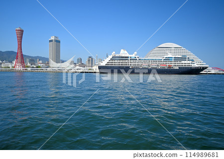 Luxury cruise ship "AZAMARA QUEST" anchored in Kobe Port Luxury cruise ship "AZAMARA QUEST" anchored in Kobe Port 114989681