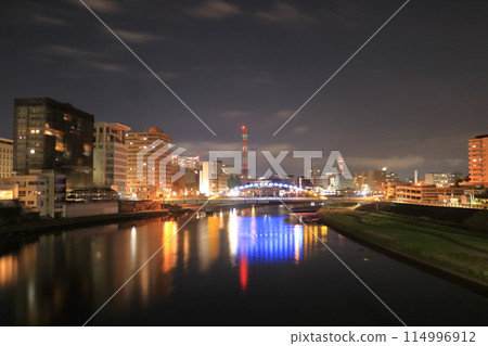 Night view from the bridge over the Kano River 114996912