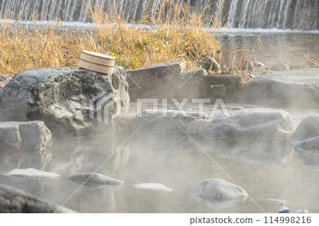 三朝溫泉的露天浴池 114998216