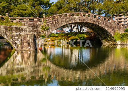 諫早公園（女橋）的紅葉【長崎縣諫早市】 114999093