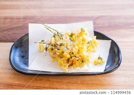 初夏感覺的槐花天婦羅 初夏感覺的槐花天婦羅 114999456