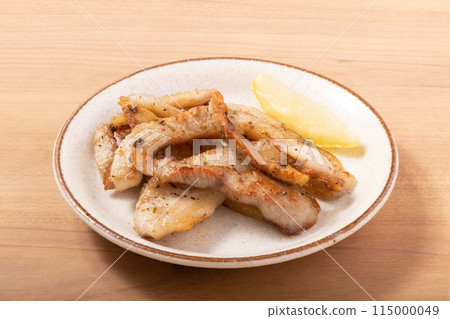 蔥鹽醬烤肥肉 蔥鹽醬烤肥肉 115000049
