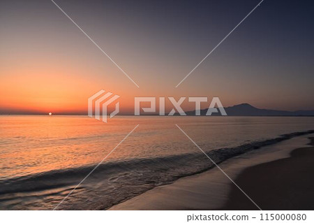 Sunrise from Yumigahama Beach 115000080