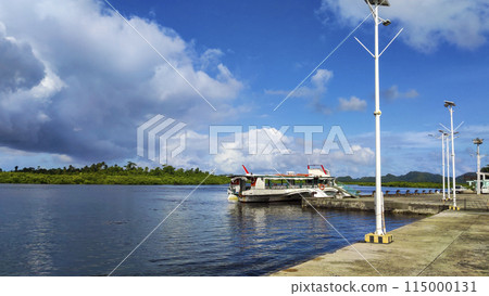 Tourist Boat Tourist Boat 115000131