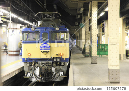 Sleeper Express Akebono arrives at Ueno Station EF64 Sleeper Express Akebono arrives at Ueno Station EF64 115007276