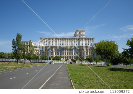the parliament building in Bucarest, Romania 115009272