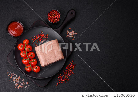 Delicious canned pink ham with salt, spices and herbs 115009530