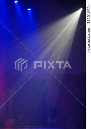 聚焦舞台 聚焦舞台 115012804