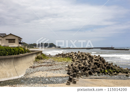The coast at the mouth of the Ayukawa River, Hitachi City, Ibaraki Prefecture The coast at the mouth of the Ayukawa River, Hitachi City, Ibaraki Prefecture 115014200