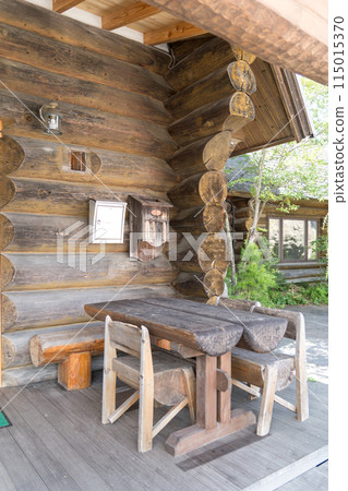 Wooden cottages where you can stay at the campsite 115015370