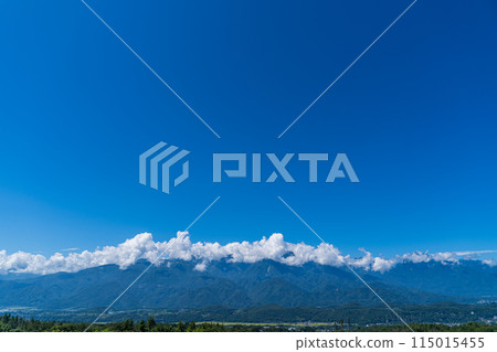 Midsummer scenery of the Yatsugatake mountains Midsummer scenery of the Yatsugatake mountains 115015455