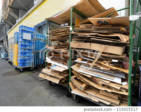 Recycling cardboard 115015517