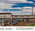 Oil freight train parked at the station 115024897