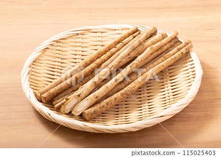 [Produced in Aomori Prefecture] Yamase burdock 115025403