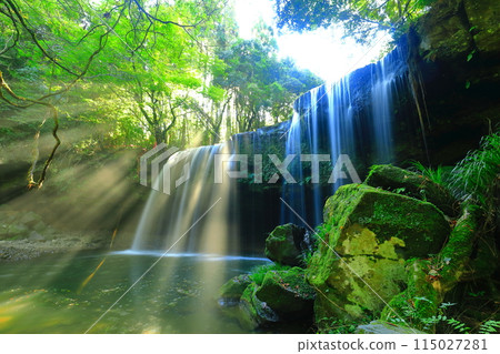 [熊本縣]鍋瀑布的夢幻水幕和燈光淋浴 115027281