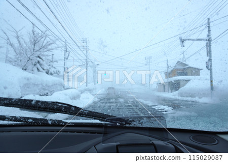 雪地駕駛01 雪地駕駛01 115029087