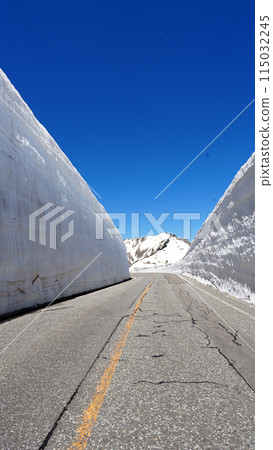 雪域大谷_立山黑部阿爾卑斯山脈路線 115032245