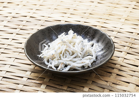 銀魚乾 海鮮乾銀魚 幼沙丁魚 圖片素材 115032754