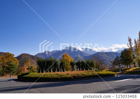 Autumn scenery in Yamanashi Prefecture Autumn scenery in Yamanashi Prefecture 115033408