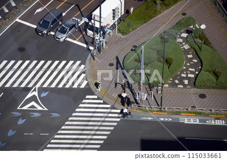 Intersection 115033661