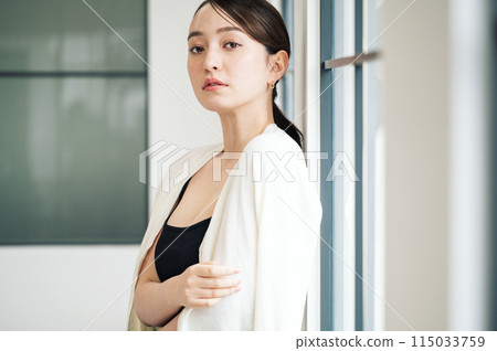 女性的美麗形象 115033759