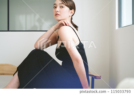 女仕女肖像 115033793
