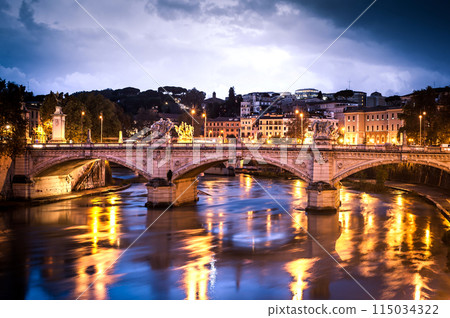 beautiful bridge 115034322