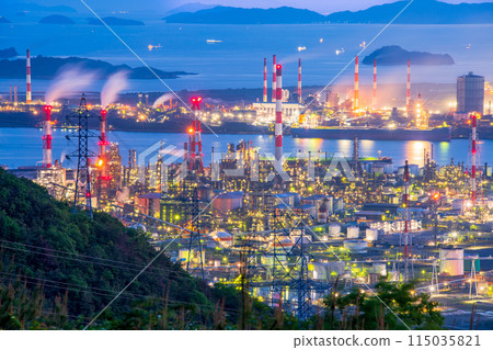 岡山縣倉敷市水島工廠夜景 岡山縣倉敷市水島工廠夜景 115035821