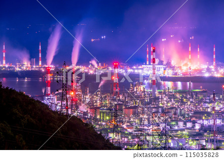 岡山縣倉敷市水島工廠夜景 115035828