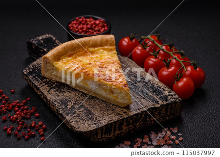 Delicious quiche with broccoli, chicken or salmon and cheese 115037997