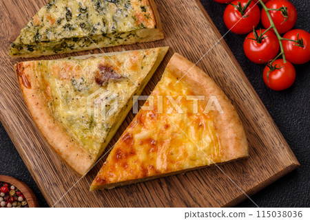 Delicious quiche with broccoli, chicken or salmon and cheese 115038036