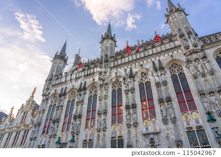Belgium, Bruges, Bruges City Hall, early morning 115042967