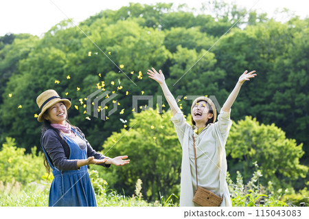 一個享受大自然的女人 115043083