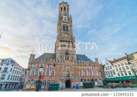 Belgium, Bruges, Belfry of Bruges, early morning 115043131