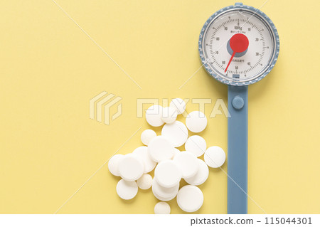 Weight scale, medicine, weight loss pills, tablets 115044301