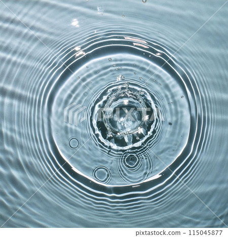 black t-shirt, fashion, casual wear, streetwear, outfit, wardrobe staple, comfortable, versatile, minimalist, trend, basic tee, cotton, unisex, stylish, graphic tee, plain t-shirt, layering, summer, e black t-shirt, fashion, casual wear, streetwear, outfit, wardrobe staple, comfortable, versatile, minimalist, trend, basic tee, cotton, unisex, stylish, graphic tee, plain t-shirt, layering, summer, e 115045877