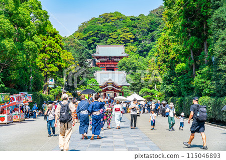 【神奈川縣】鎌倉鶴岡八幡宮擠滿了遊客 115046893