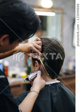 Shaping Neckline of Client 115049888