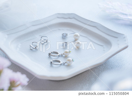 Pearl and silver accessories, hoop earrings, stud earrings, ear cuffs, gift image Pearl and silver accessories, hoop earrings, stud earrings, ear cuffs, gift image 115050804