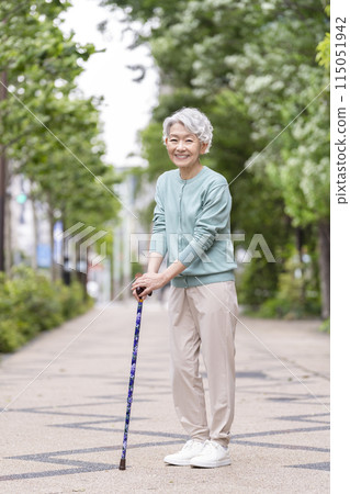 A smiling senior woman 115051942