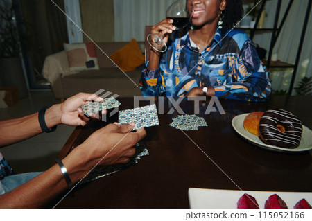 Man Shuffling Cards Man Shuffling Cards 115052166