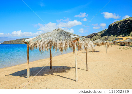 Sable Blanc sand beach with straw huts and turquoise sea, Tajourah region, Djibouti, Horn of Africa Sable Blanc sand beach with straw huts and turquoise sea, Tajourah region, Djibouti, Horn of Africa 115052889