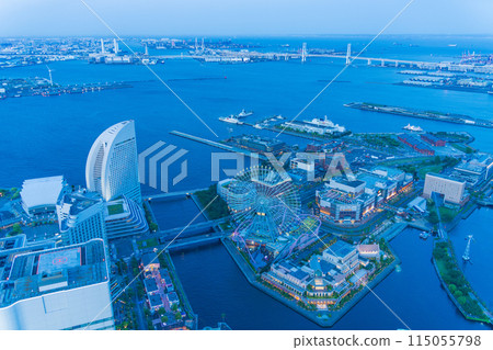 (Kanagawa Prefecture) Yokohama Minato Mirai Bay Area Evening View (Kanagawa Prefecture) Yokohama Minato Mirai Bay Area Evening View 115055798