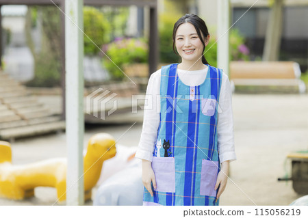 公園幼兒園老師 115056219