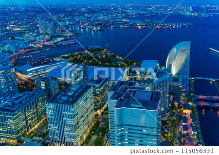 (Kanagawa Prefecture) Twilight Minato Mirai as seen from Yokohama Landmark Tower (Kanagawa Prefecture) Twilight Minato Mirai as seen from Yokohama Landmark Tower 115056331