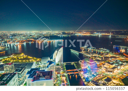 (Kanagawa Prefecture) Twilight Minato Mirai as seen from Yokohama Landmark Tower (Kanagawa Prefecture) Twilight Minato Mirai as seen from Yokohama Landmark Tower 115056337