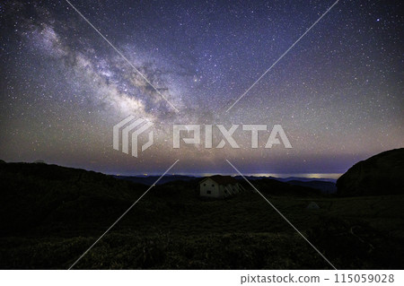 [高知縣/德島縣] 三峰山、星空和銀河 115059028