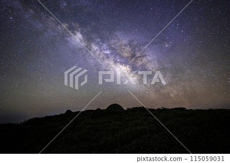 《星空/銀河攝影》夜空,銀河的壯麗景色 《星空/銀河攝影》夜空,銀河的壯麗景色 115059031