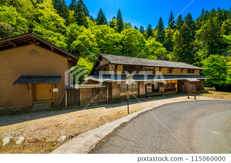 島根縣重要文化財產櫻井家住宅（壁屋集生館） 115060000